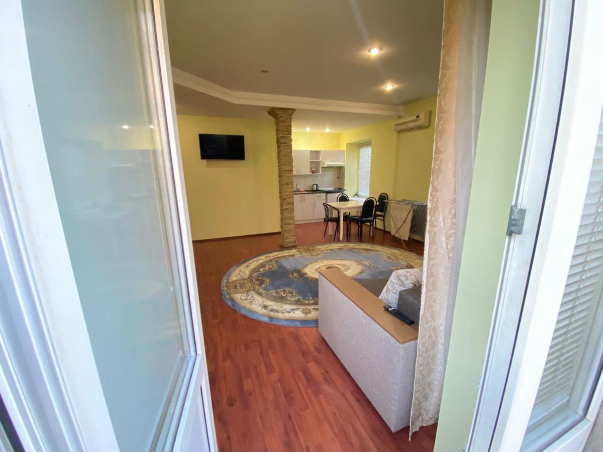 White New Apartments Ultracentral 2-Rooms In The Heart Chisinau Exterior foto