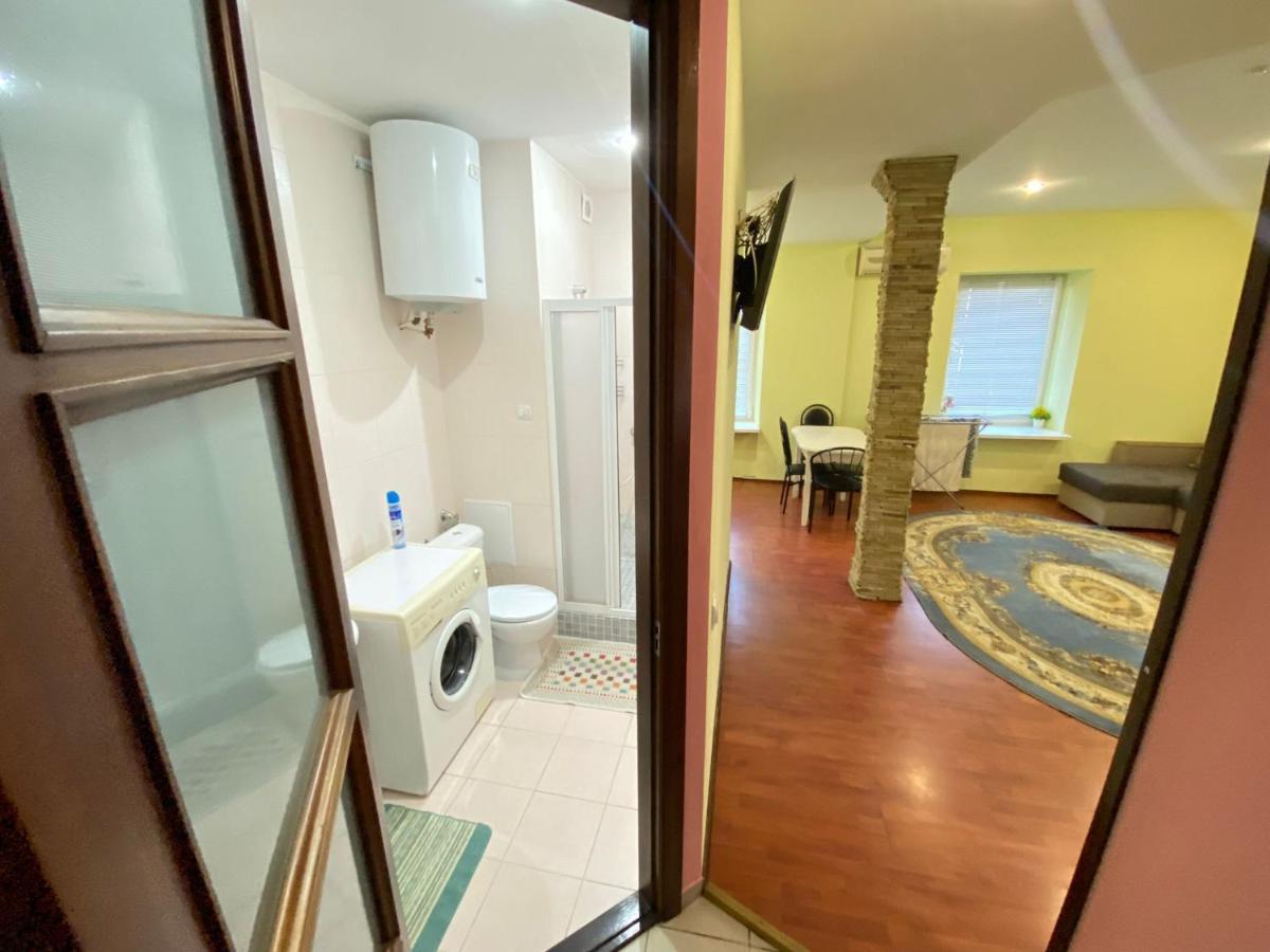 White New Apartments Ultracentral 2-Rooms In The Heart Chisinau Exterior foto