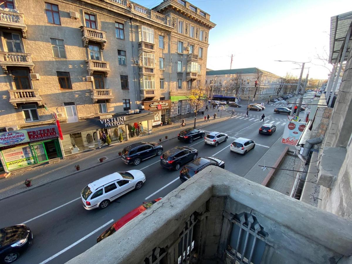 White New Apartments Ultracentral 2-Rooms In The Heart Chisinau Exterior foto
