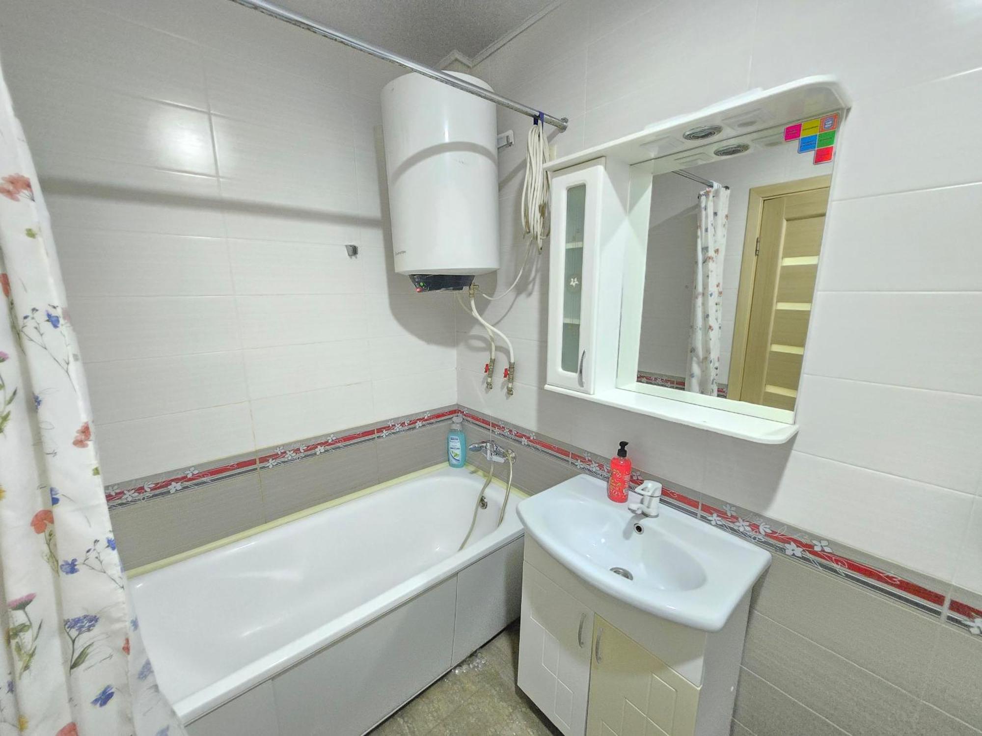 White New Apartments Ultracentral 2-Rooms In The Heart Chisinau Exterior foto